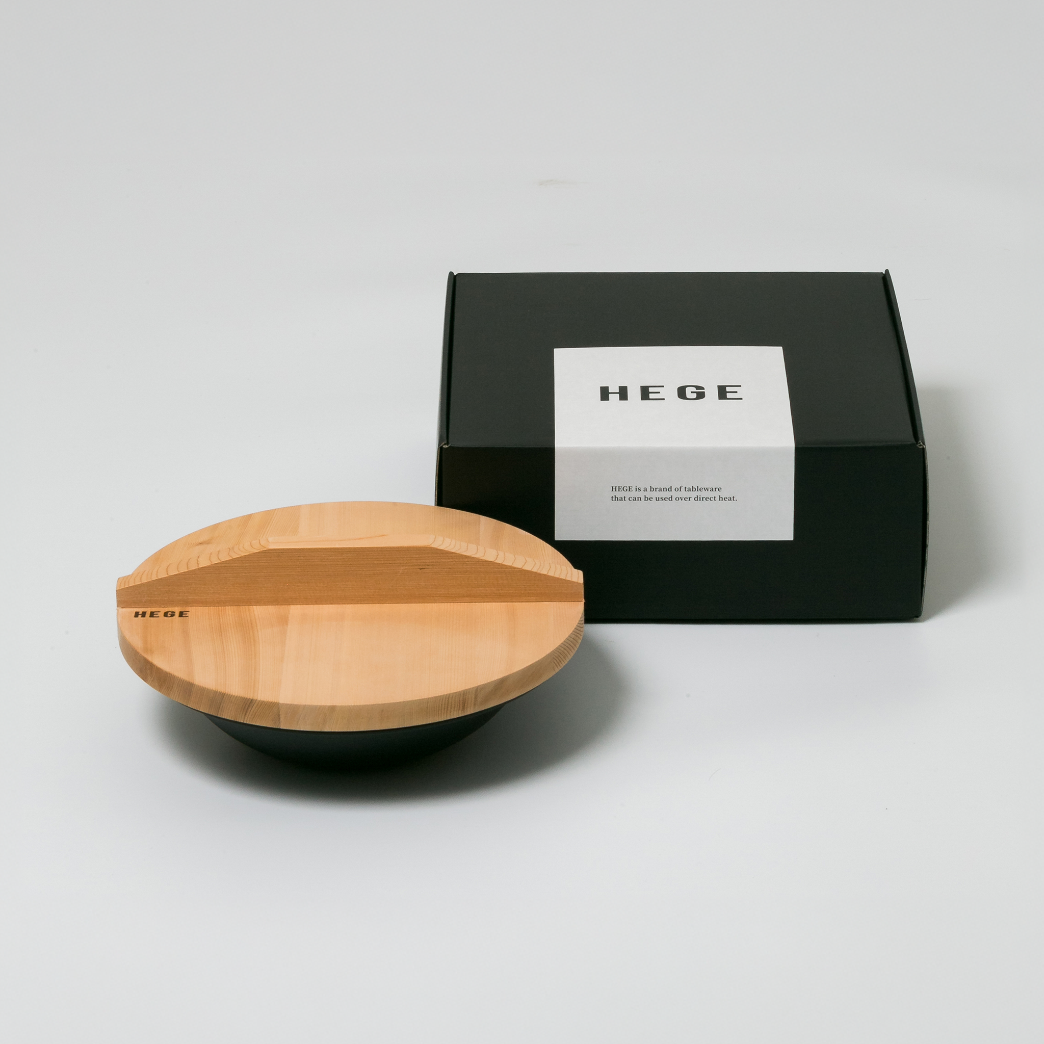 φ250直火鍋（木蓋付き）セット ギフトBox｜HEGE